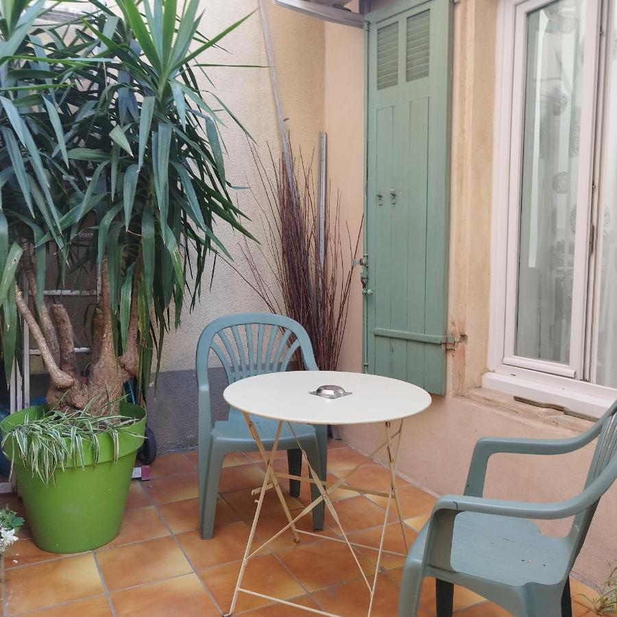 Appartamento Duplex Denim Nîmes Esterno foto